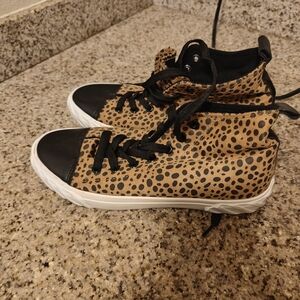 Olivia Miller Sz 8 Leopard Print High-Top Sneakers